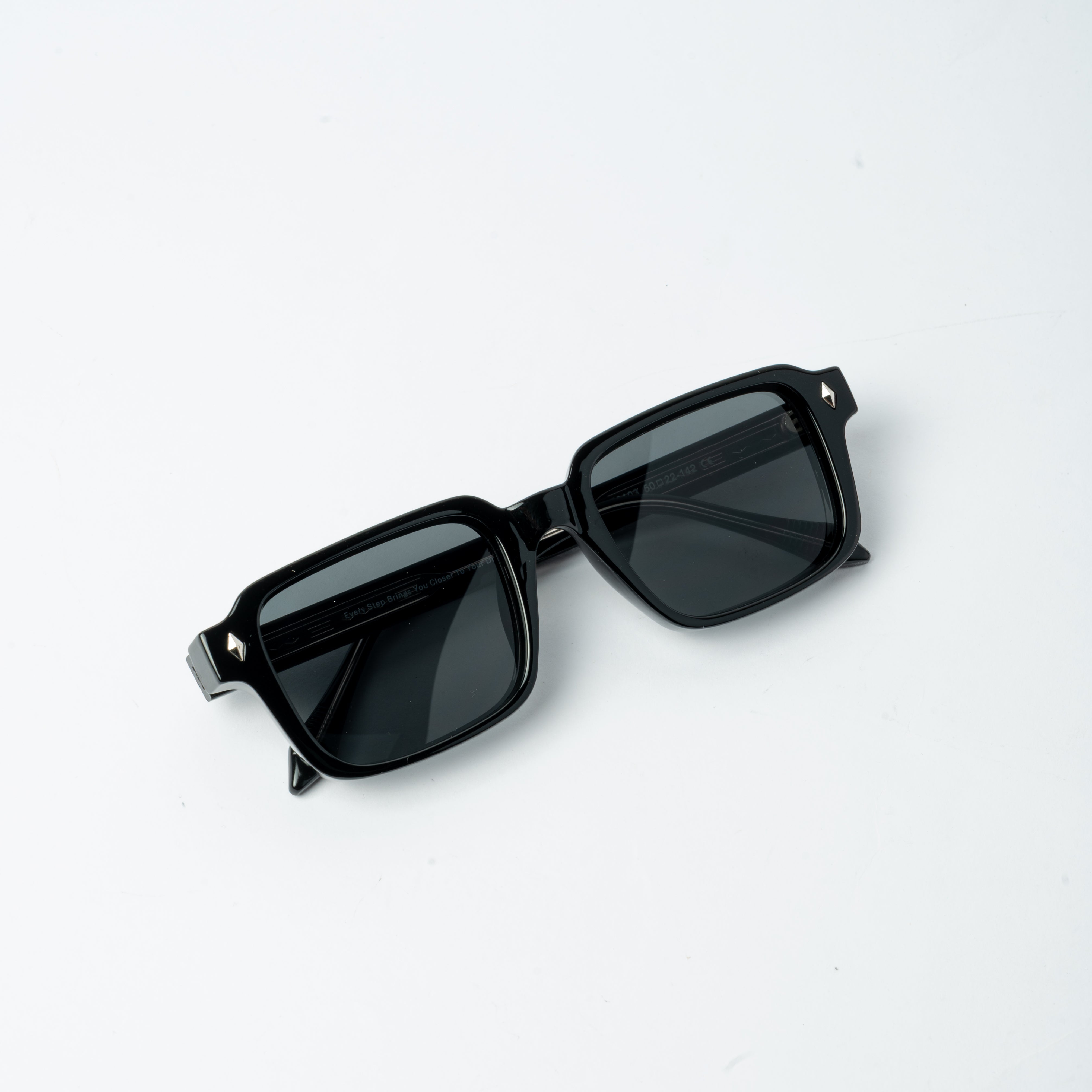 VAYO – Square PC Frame Sunglasse